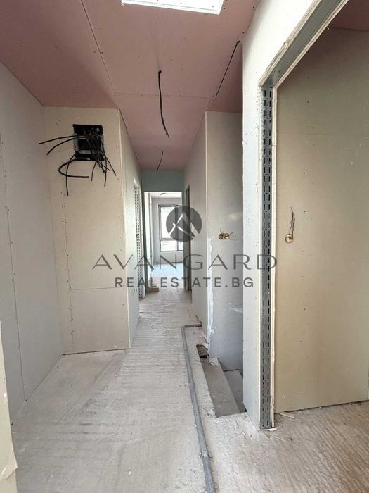 Продава се Къща в Пловдив, Остромила - 220 кв.м за 973 €/кв.м - Снимка #16