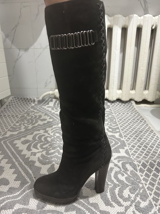 Продам зимние сапоги.
