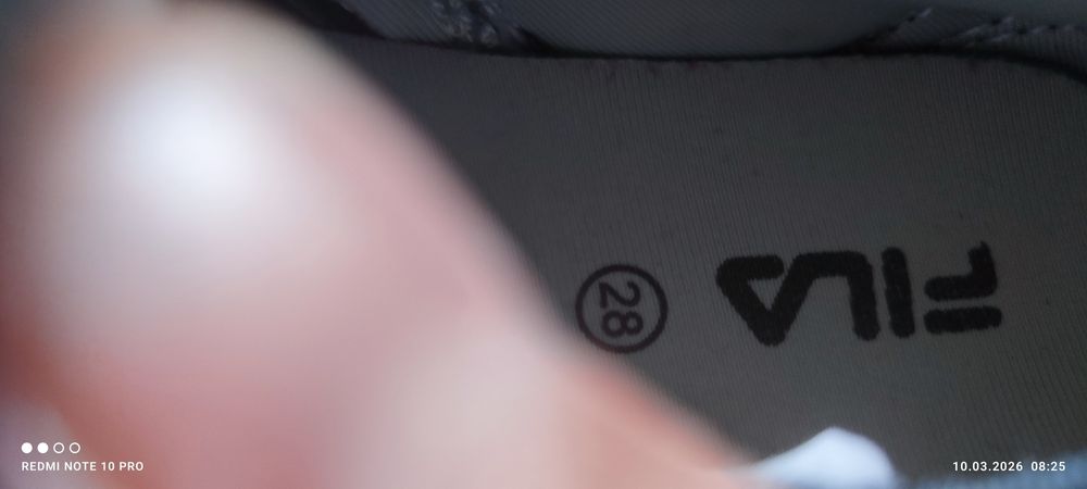 Детски маратонки FILA №28 – много запазени