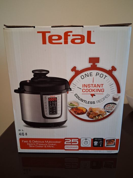 Vând oala Tefal One Pot