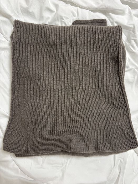 Пуловер от кашмир и вълна