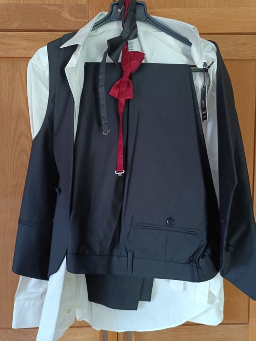 Костюм - цял комплект