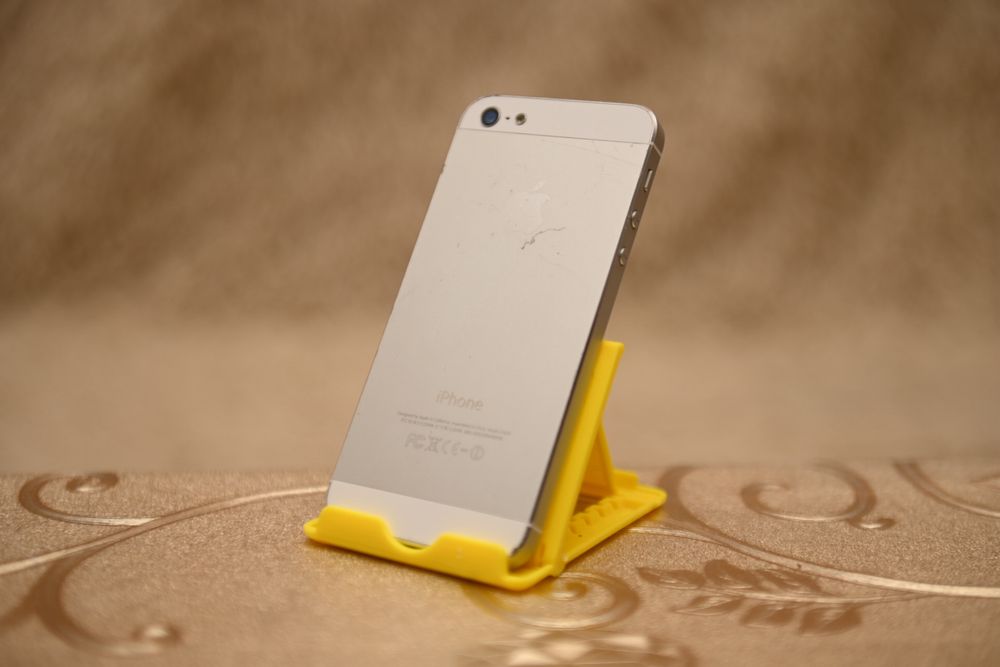 Iphone 5 и Iphone 3G