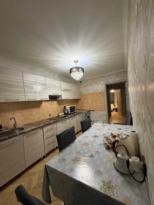 4-комнатная на 8 мкрн ][