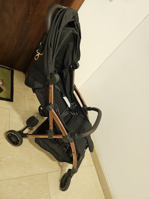 Leclerc Carucior cu landou si accesorii(umbrela, insecte, ploaie)