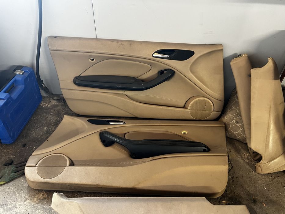 Салон за e46 coupe кожено бежово рекаро