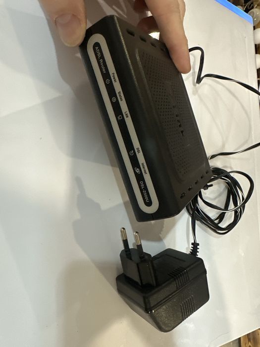 Роутер D-Link DSL-2500U