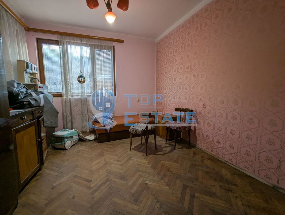 Продава се Тристаен апартамент в Горна Оряховица - 105 кв.м за 572 €/кв.м - Снимка #4