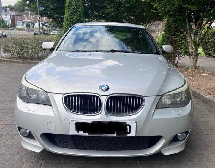 Dezmembrez BMW 525d E60 LCI 3.0D, 197cp M PACK,Navi ,xenon adaptiv