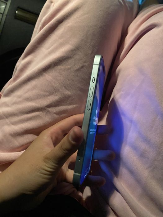Vand iPhone 15 pentru piese in stare perfecta.