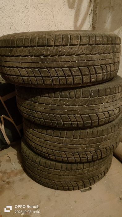 Продам зимние шины
