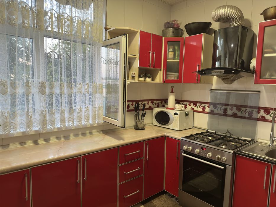 Продается уютная 3-комнатная квартира в Юнусабаде (17 квартал)