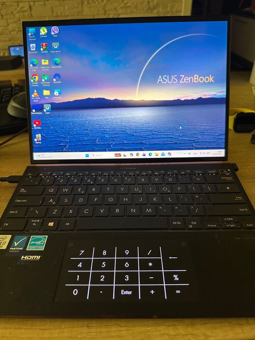 Asus Zenbook UX393J touchscreen