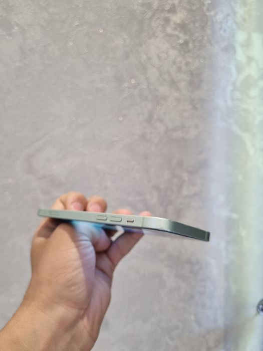 Iphone 12 128.    .