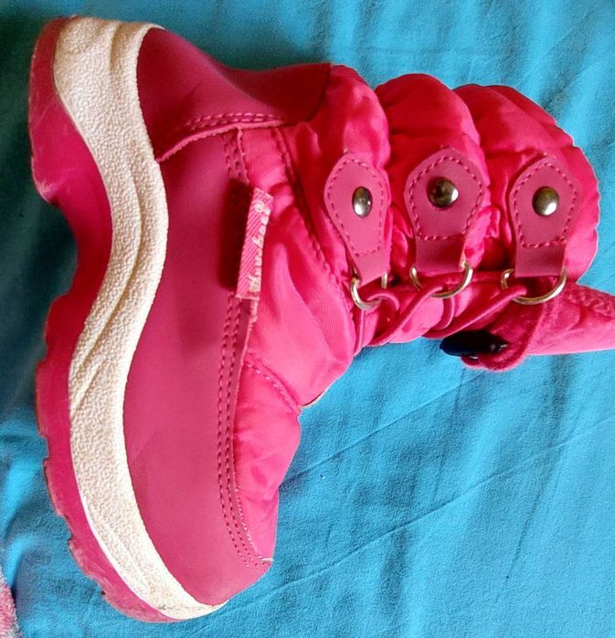 Ботуши и Пантофи