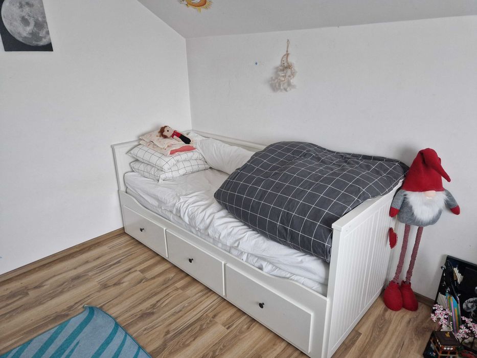 Divan cu 3 sertare si 2 saltele, alb