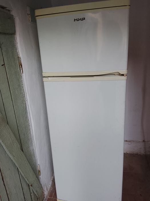 Холодильник  рабочий