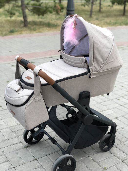 Коляска 3 в 1 автокресло люлька