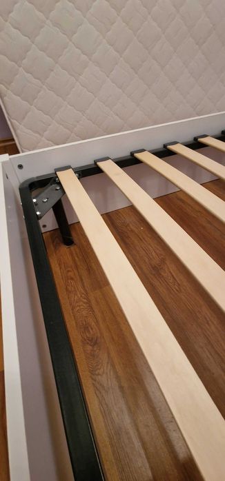 Бяла спалня 160×200