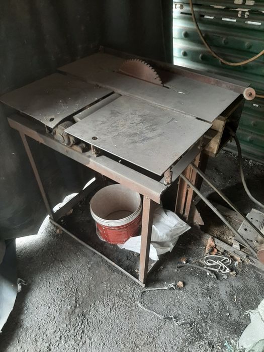 Продам циркулярку.