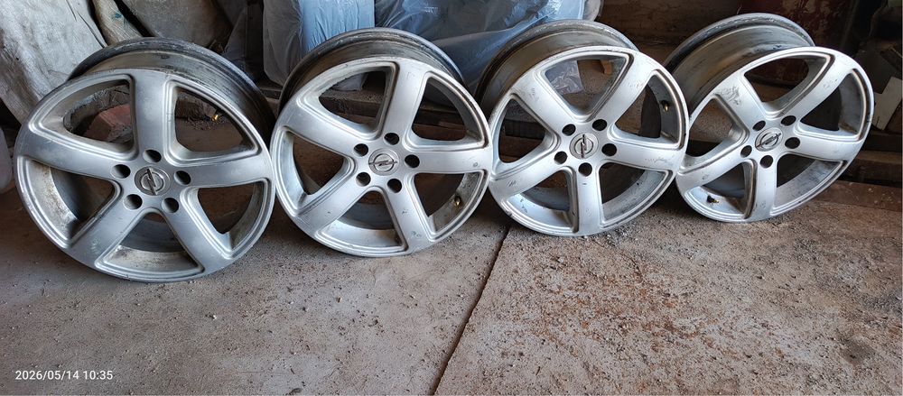 Продам диски r16 5*110 ет45