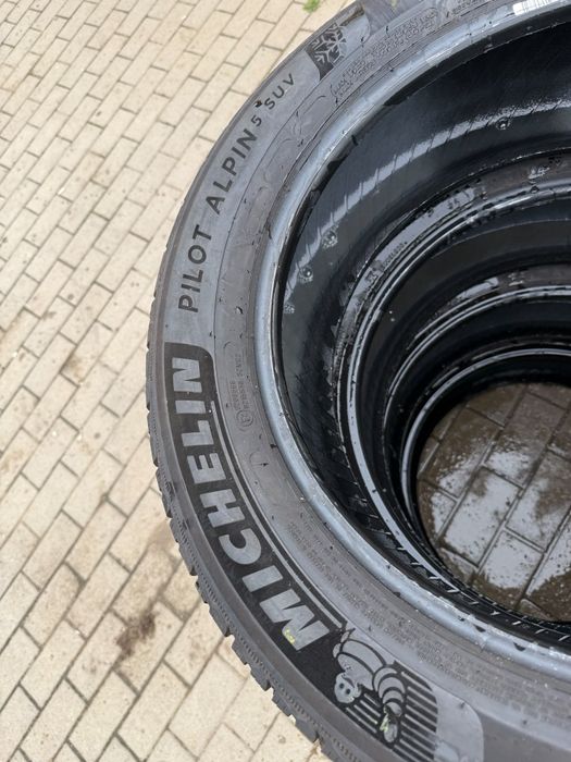 Anvelope 235 55 19 Michelin Alpin 5