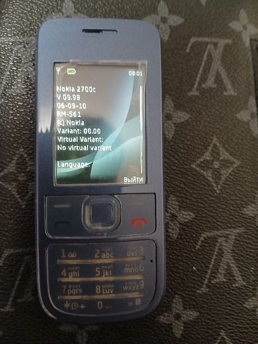 Assalom alekum telefon sotiladi Original Nokia 2700 Classik