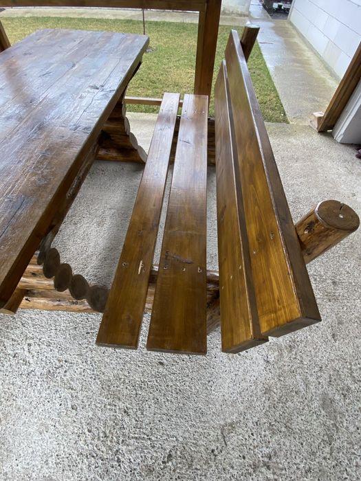 Set masa si banci din lemn masiv (stil rustic )