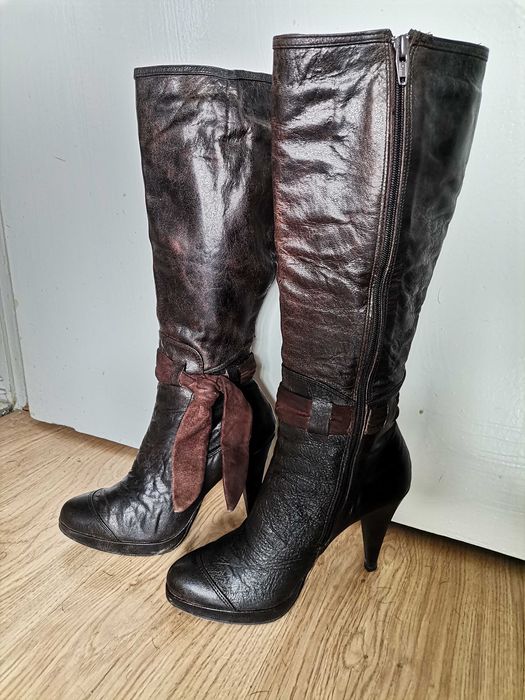 Дамски ботуши на ток