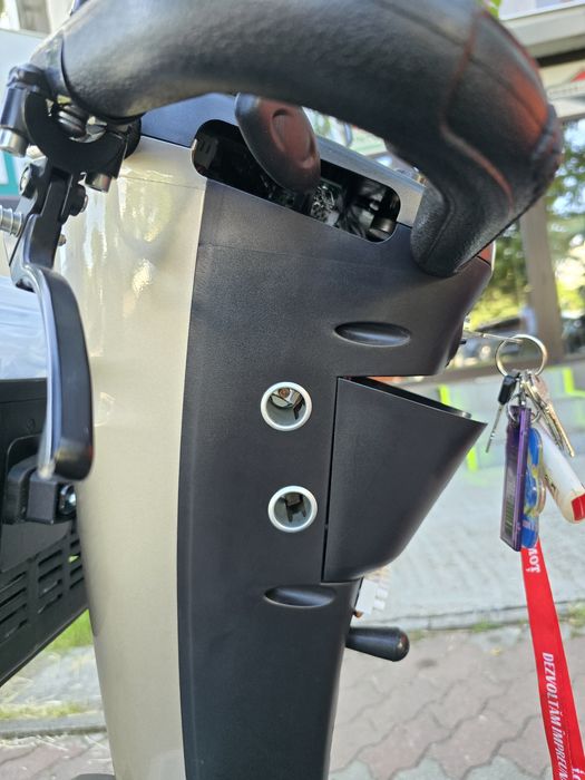 Vinde scuter Carpo 2 sport cu multe imbunatatiri pentru persoane cu di