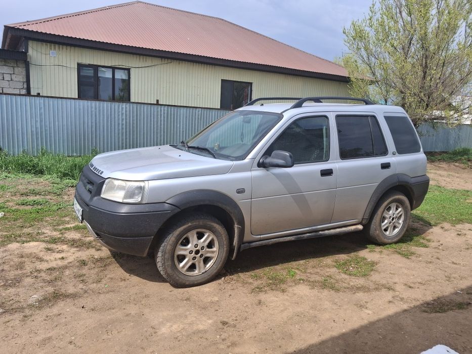 Freelander 1 2003г механика 1,8