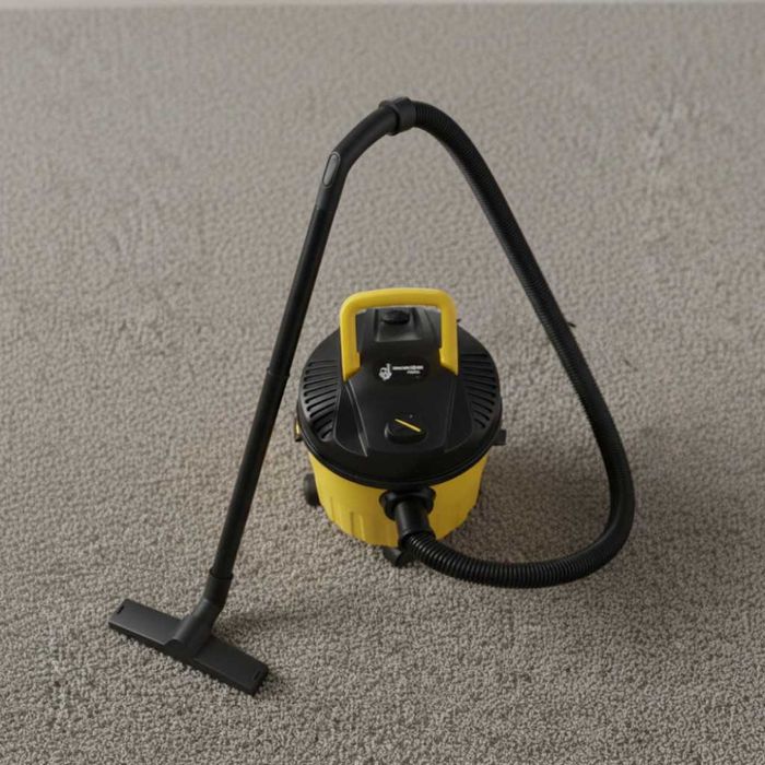 Мощна прахосмукачка за сухо и мокро почистване с 10L контейнер