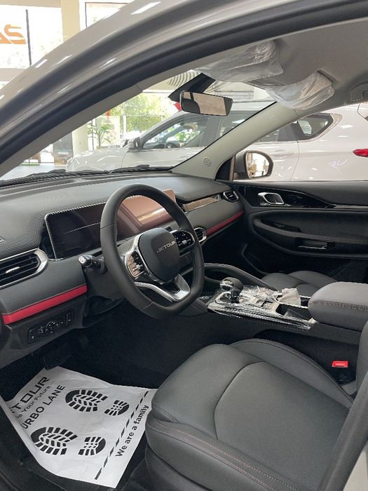 Jetour x50 sotiladi