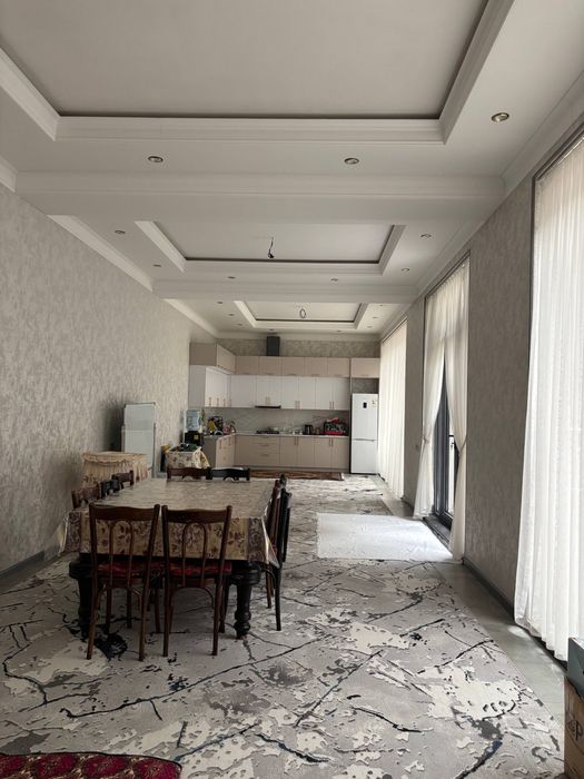 Продаётся большой дом 700 м²