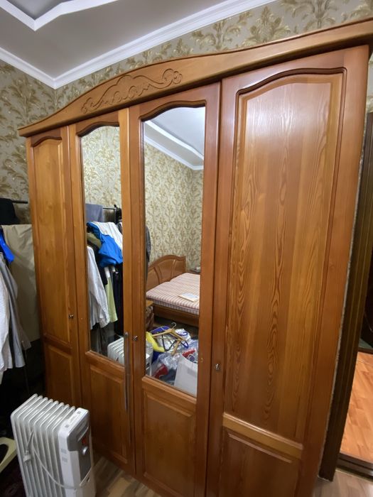 Спальный гарнитур б/у