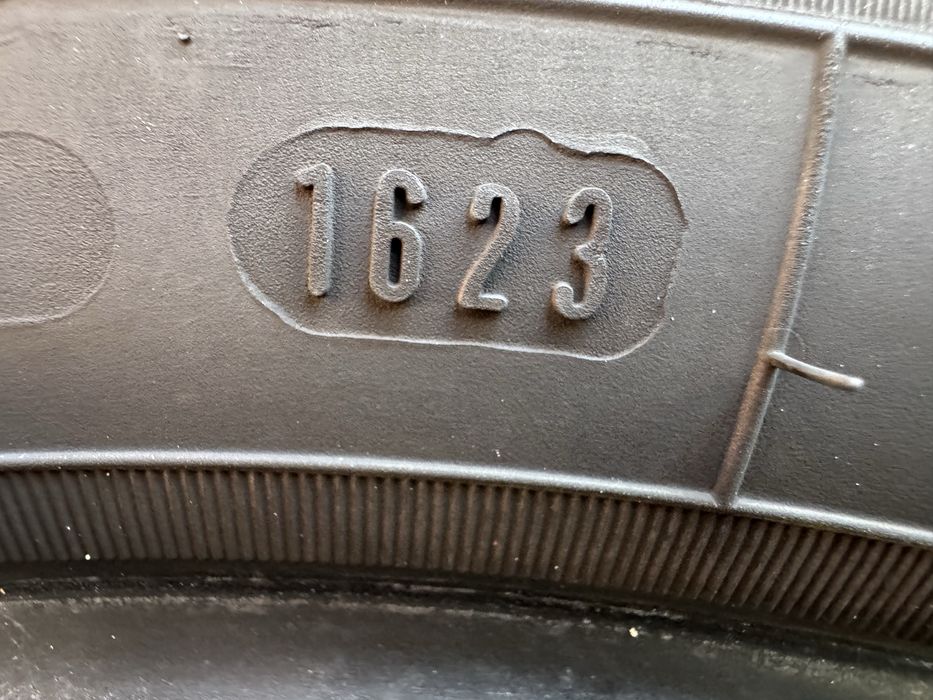Автомобилни гуми 205 55 16 Goodyear