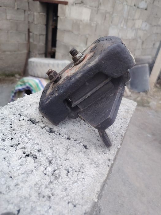 Падушка двигателя опель фронтера