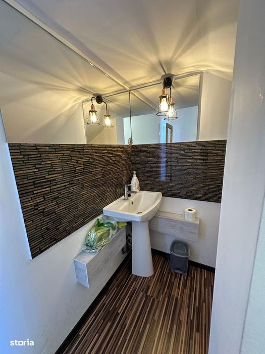 SUPER OFERTA!!! Spatiu comercial de vanzare in zona Parneava