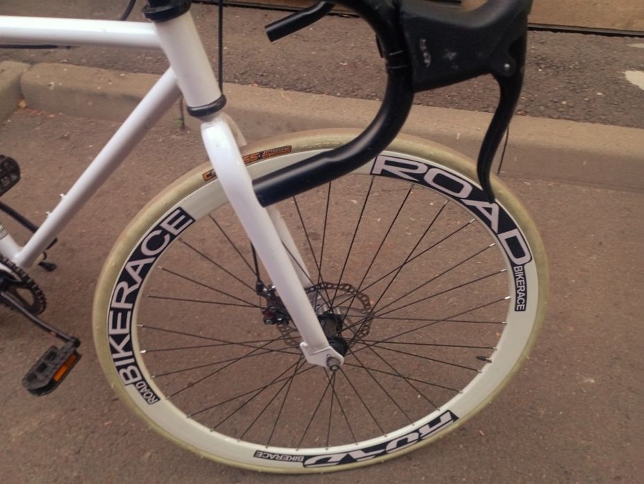 Шоссейный велосипед