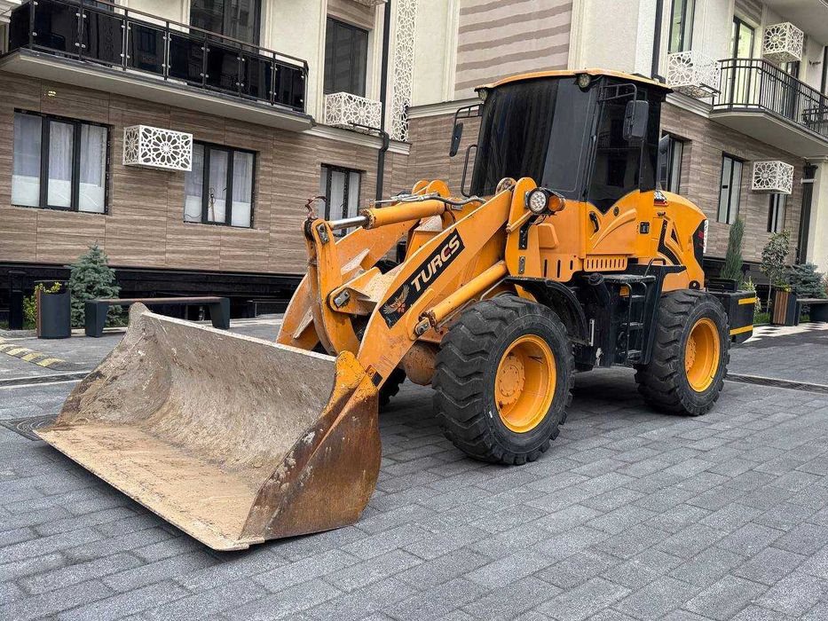 HR935C погрузчик