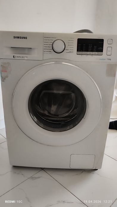 Продам стиральную машину