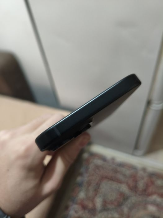 iPhone 15 на запчасти