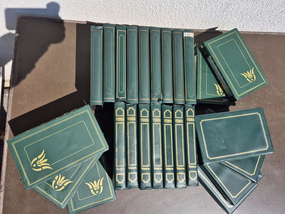 Vând Lot 25 casete video VHS de 195 minute, originale Basf, Tdk, Philips colecție filme diferite