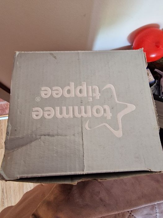 Продавам ръчна помпа за кърма .