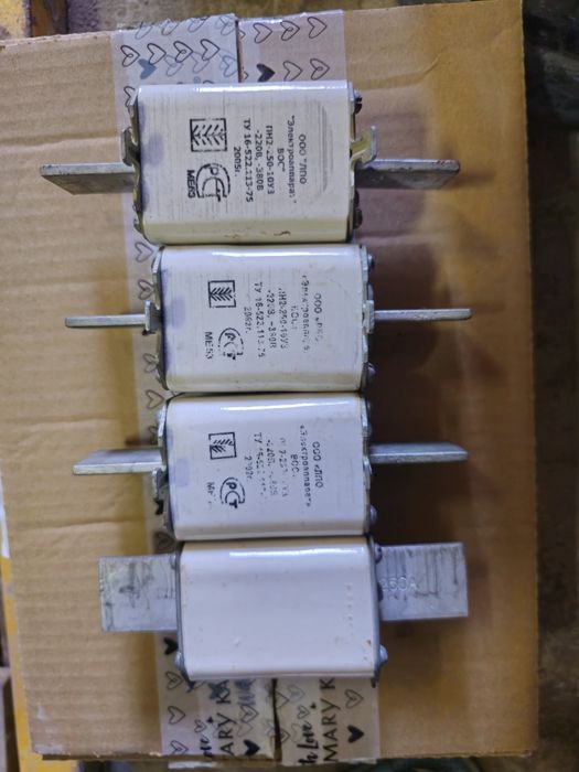 Предохранители на 100А