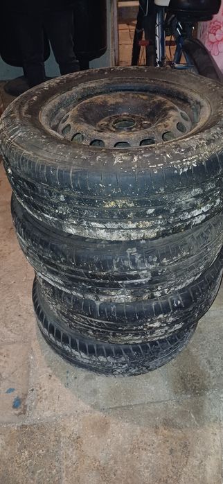 Шины  диски от ауди б4