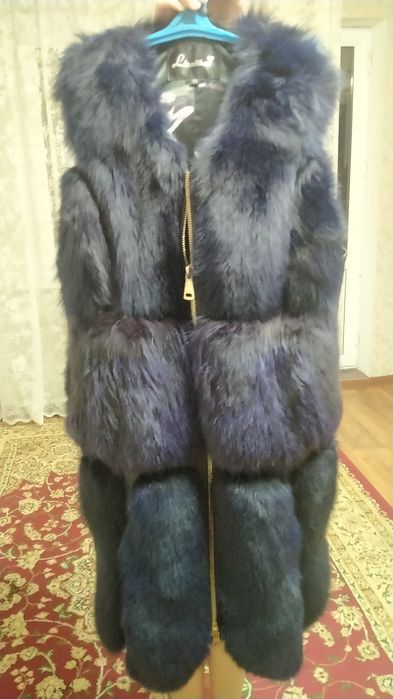 Меховая жилетка 48-50 размер