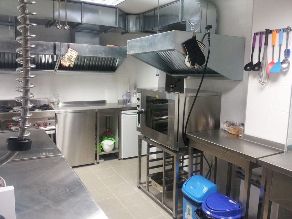 Продава се Заведение в Ахтопол - 500 кв.м за 630 €/кв.м - Снимка #8