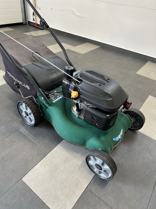 Masina de tuns gazon Powerplus
