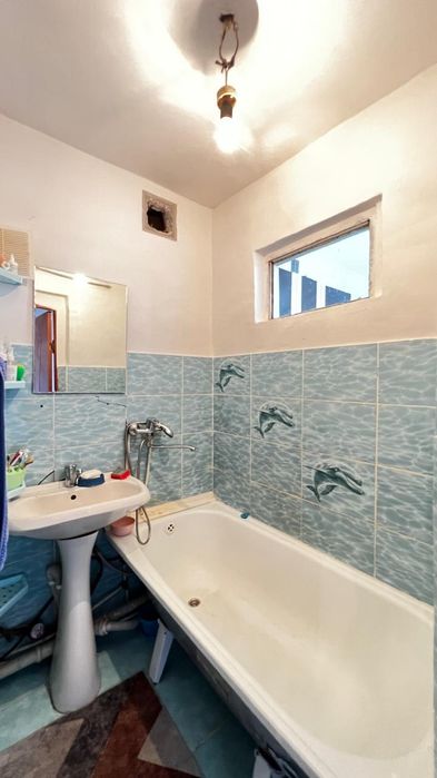 Үш бөлме үи сатылат